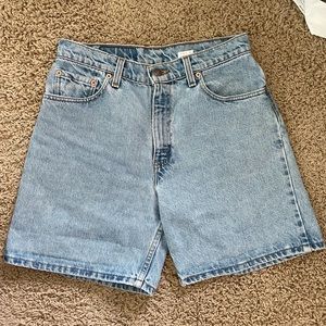 Levi’s 550 Relaxed Fit Denim Shorts